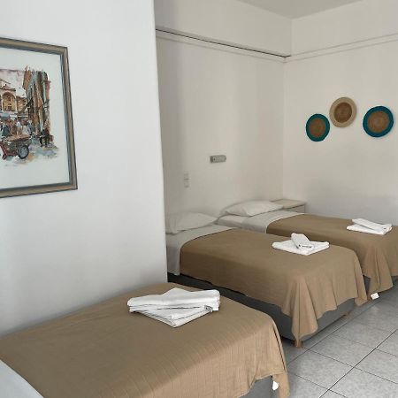 Louiza Hotel Paro Esterno foto